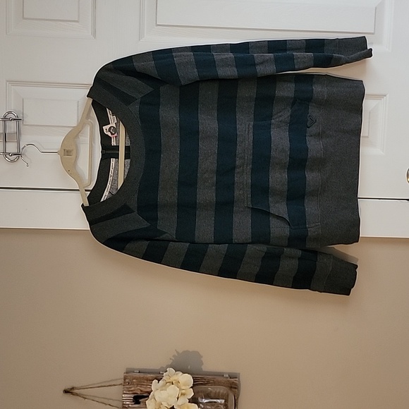 Roxy womens XL top - Picture 1 of 4